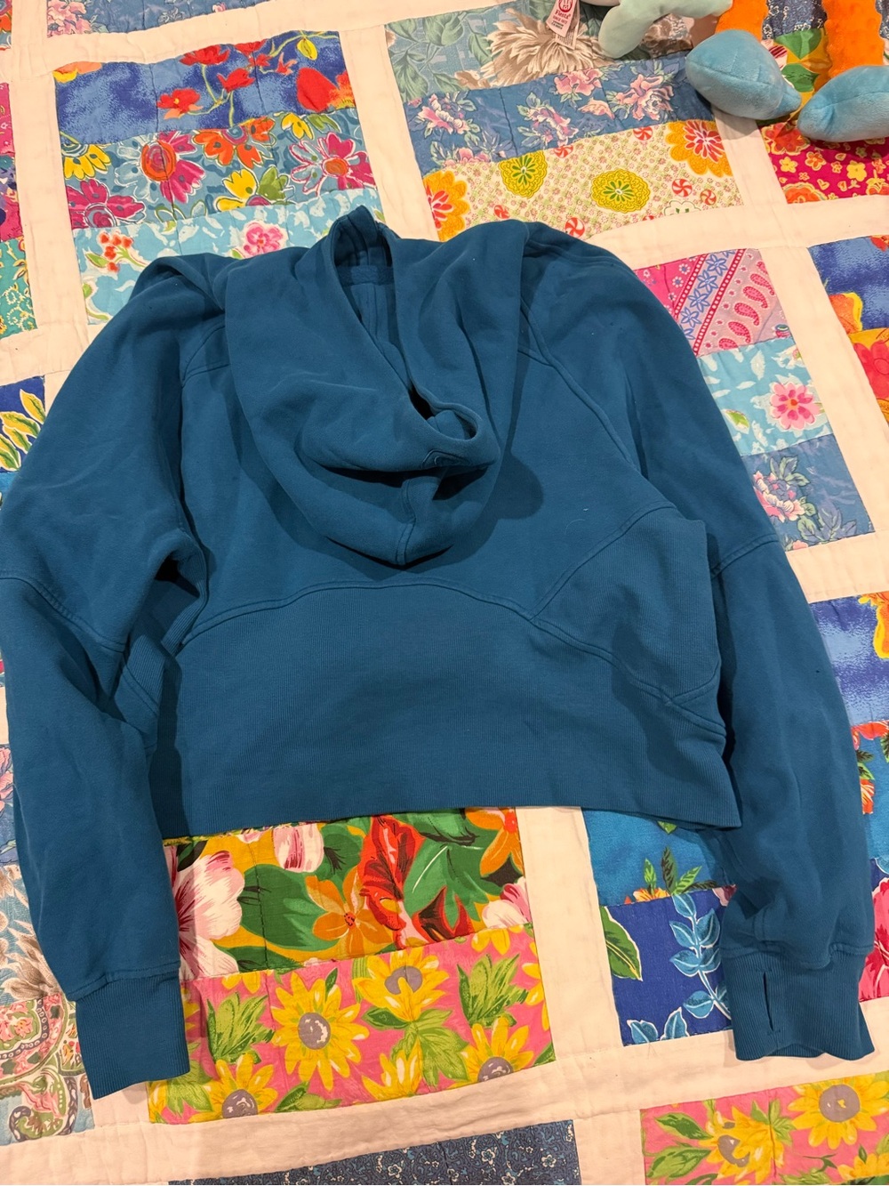 Women’s lululemon Teal Half-Zip Hooded Scuba Sweatshirt - Picture 7 of 8